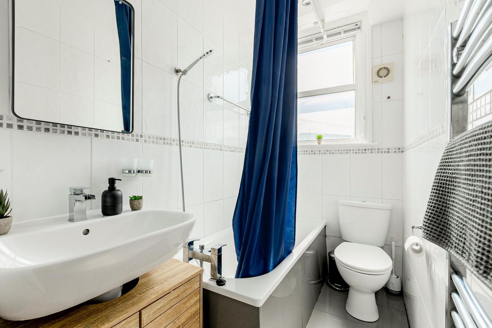 Bright 2Br Flat, Forest Gate, East لندن المظهر الخارجي الصورة